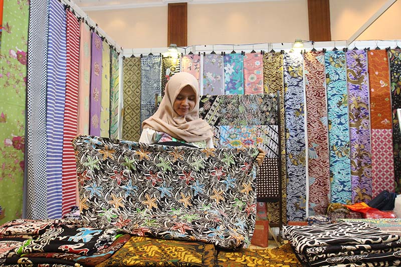 Indonesia Fashion & Craft Expo