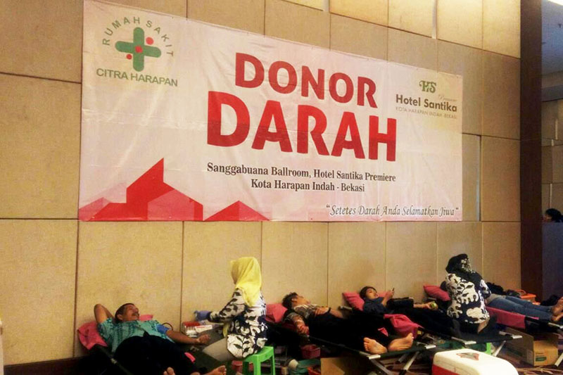 Santika Premiere Kota Harapan Indah