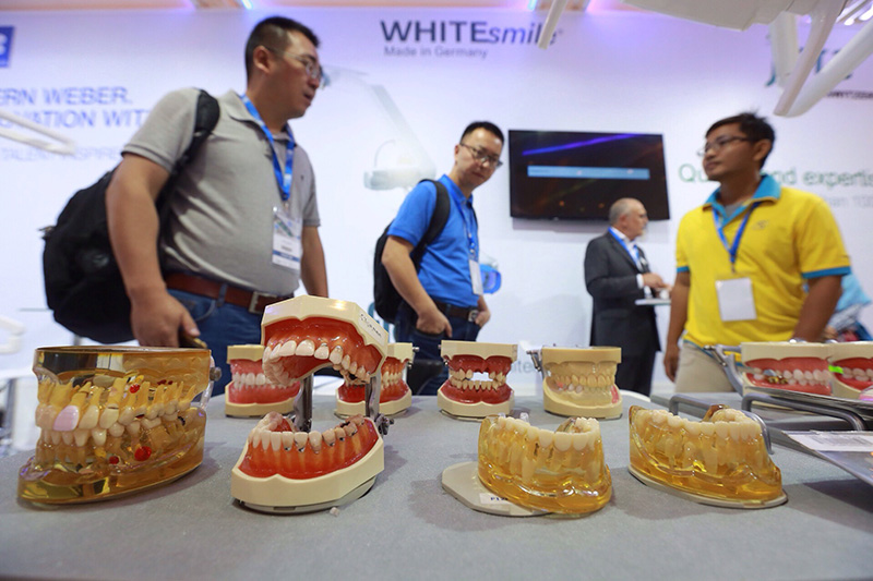 Indonesia Dental Exhibition & Conference 2017