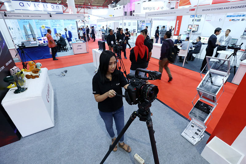 Communic dan Broadcast Indonesia