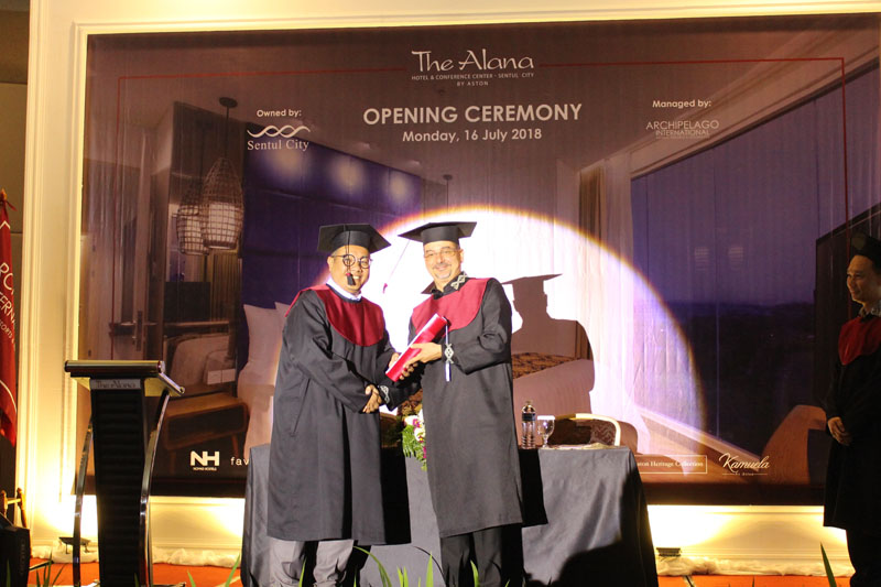 The Alana Hotel & Conference Center