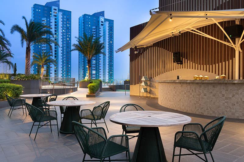 Holiday Inn & Suites Jakarta Gajah Mada