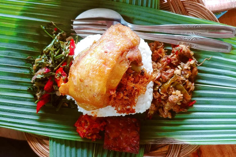 Restoran Oemah Nyangku