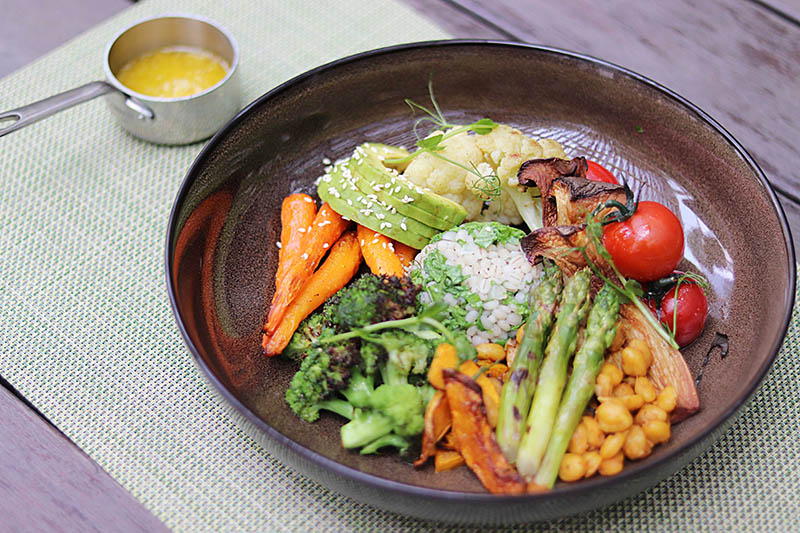 Riva Grill Bar & Terrace Wyndham Casablanca Jakarta