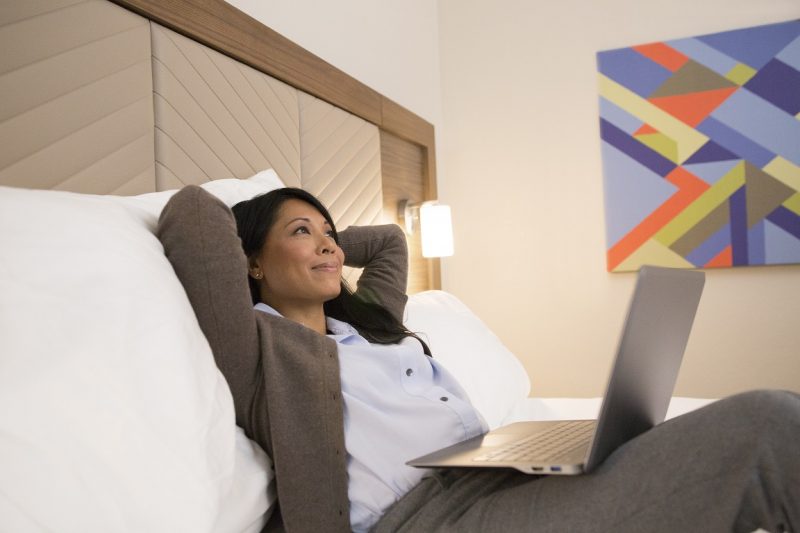 Work From Hotel Holiday Inn Express Jakarta Matraman