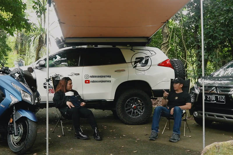 kontes video robinson journey