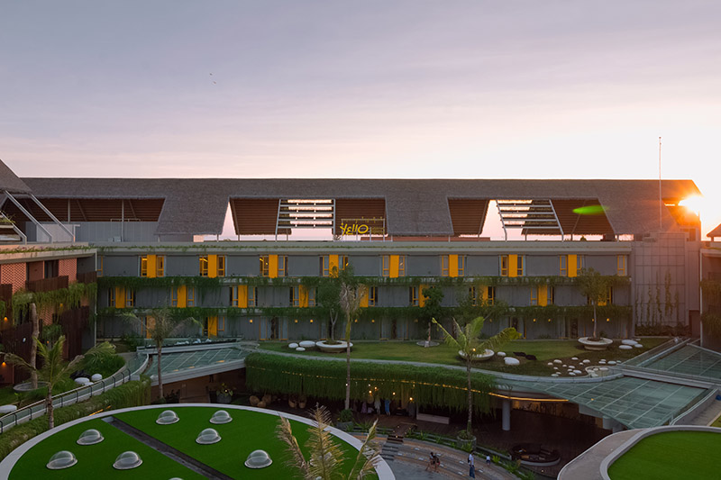 Yello Kuta Beachwalk Bali