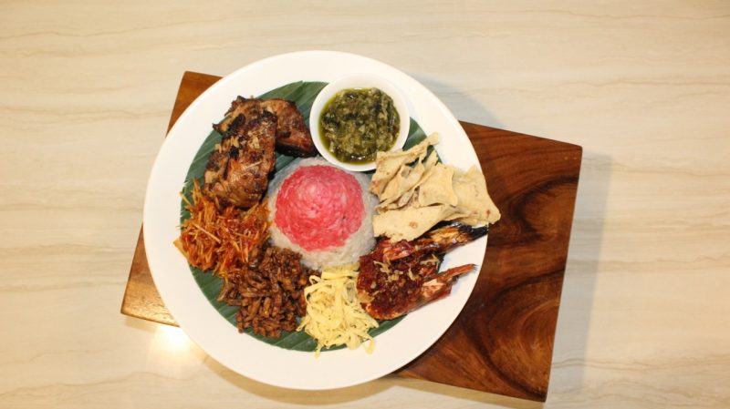 Nasi Tumpeng Merdeka mint & pepper restaurant Mercure Serpong Alam Sutera