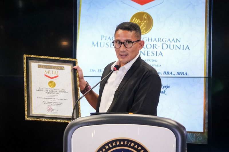 Sandiaga Uno