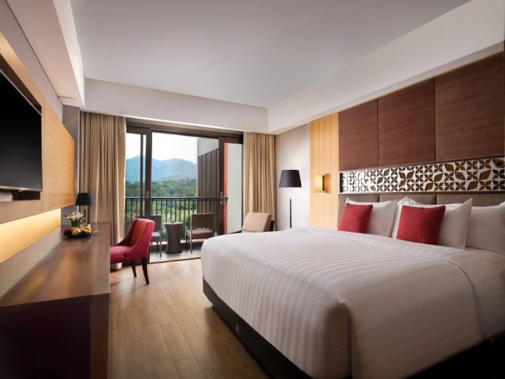kamar aston sentul