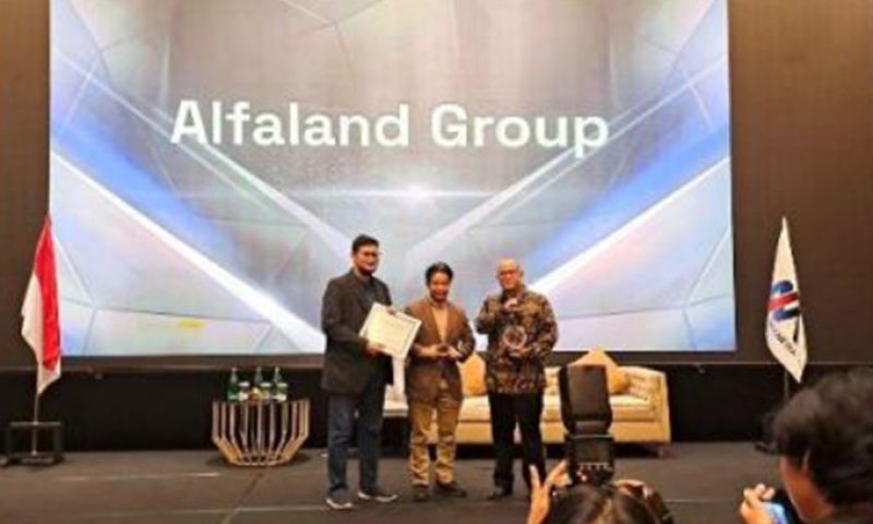 Alfaland Group Terima Penghargaan di AMA Leadership Summit 2023