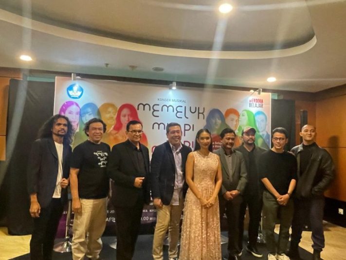 konser musikal memeluk mimpi