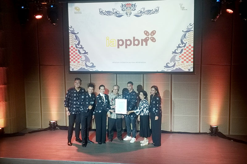 Putra Putri Batik Nusantara 2024