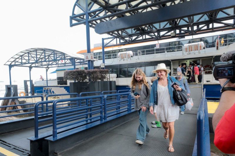 Bebas Visa Kunjungan permanent resident singapura kepulauan riau