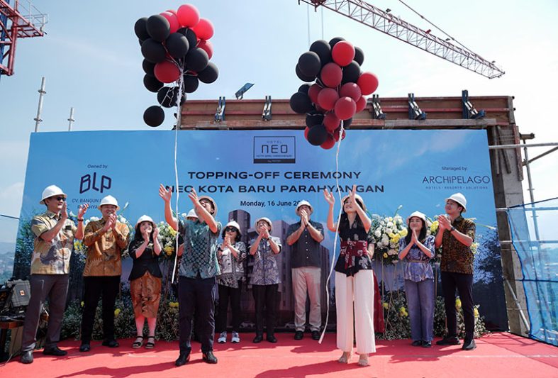 topping off Neo Kota Baru Parahyangan Bandung