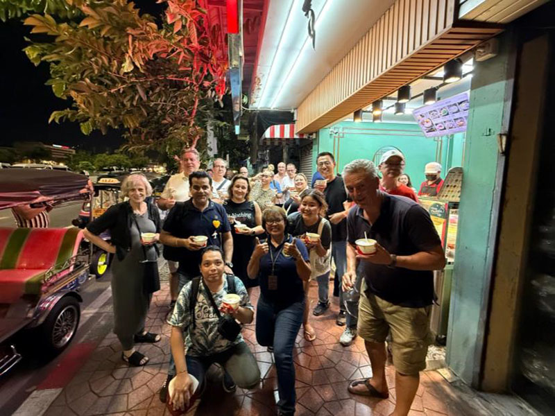 Bangkok Evening Food Tour by Lost Plate IT&CMA 2025