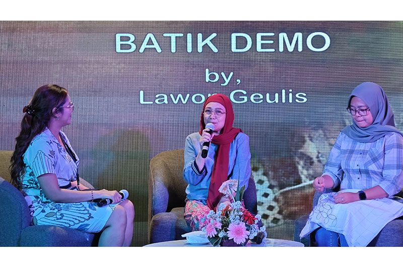 Discover Batik Day