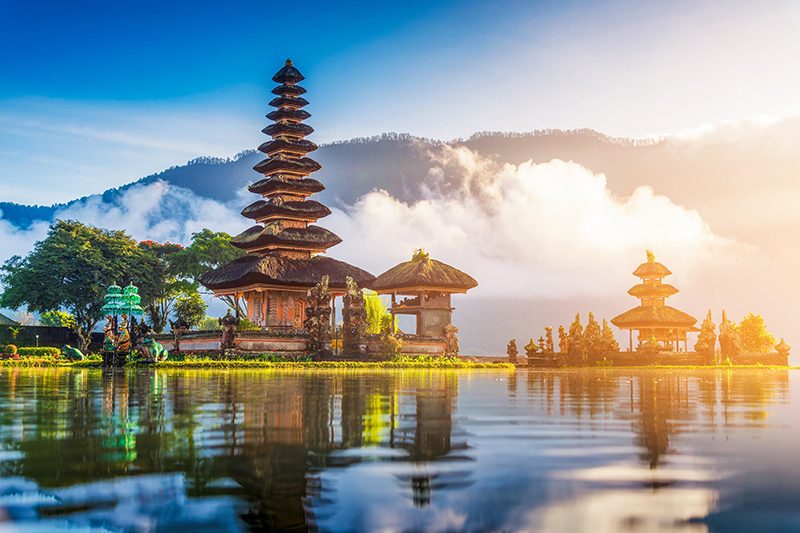 pura ulun danu bratan temple bali