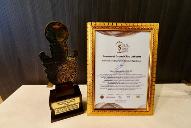 Somerset Grand Citra Jakarta Raih Penghargaan Indonesia Leading Family Serviced Apartment