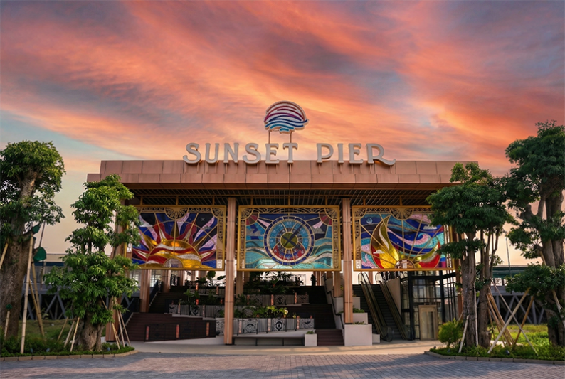 Sunset Pier PIK Image