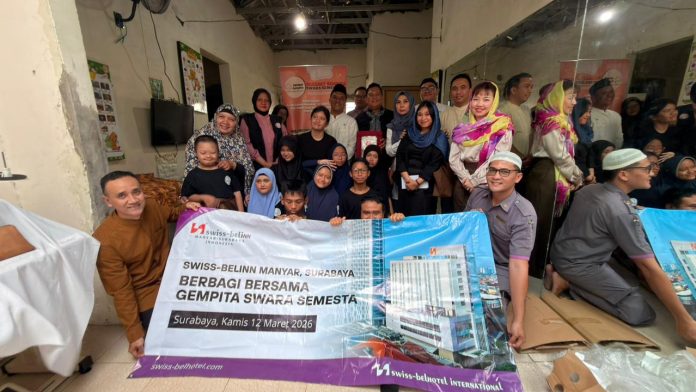Swiss-Belinn Manyar Surabaya melakukan kegiatan Corporate Social Responsibility di Rumah Prestasi & Terapi Sahabat Gempita Swara Semesta, Surabaya