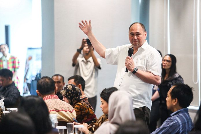 hosea andreas runkat ketua umum asperapi