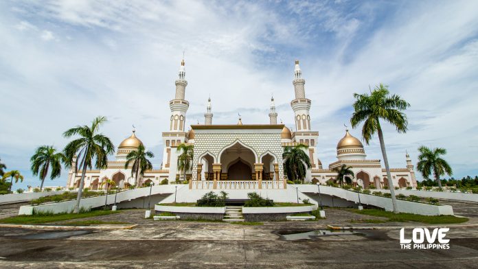 fasilitas ramah muslim masjid di filipina