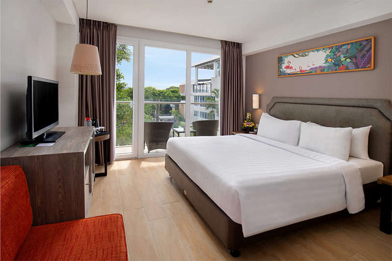 Kamar Premier Room di Harper Kuta promo hotel Mei 2026 diskon hotel Indonesia long weekend hotel 2026 archipelago hotels promo staycation Mei 2026