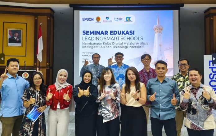Epson Indonesia Dorong Implementasi Smart Classroom di Sekolah Yogyakarta
