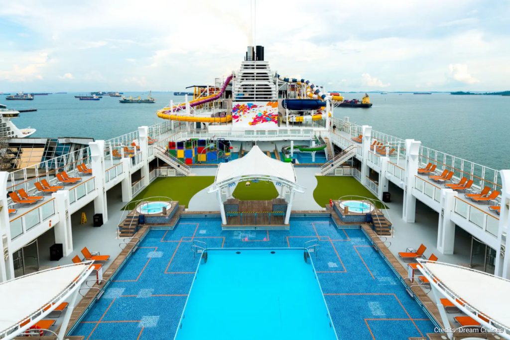Genting Dream by Dream Cruises