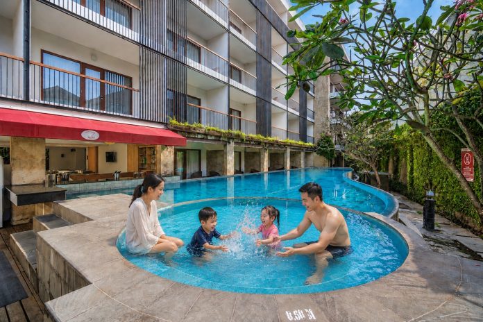 Swimming Pool Quest Hotel Kuta archipelago hotels