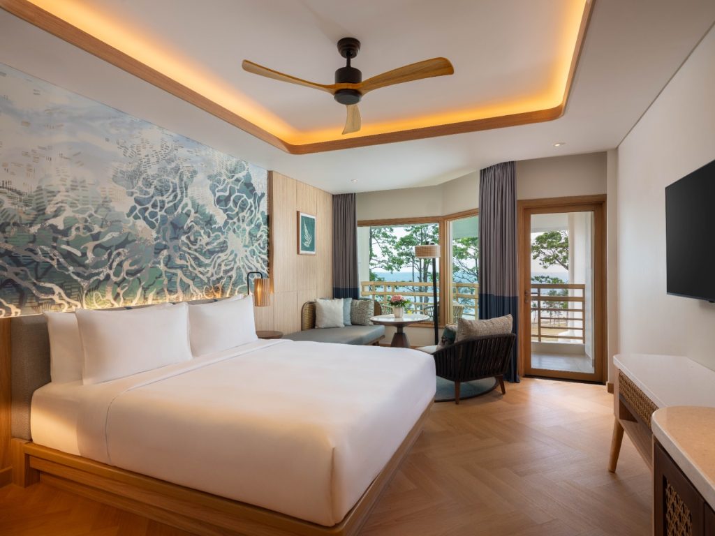 Deluxe room Mövenpick Resort & Spa Bintan Lagoon