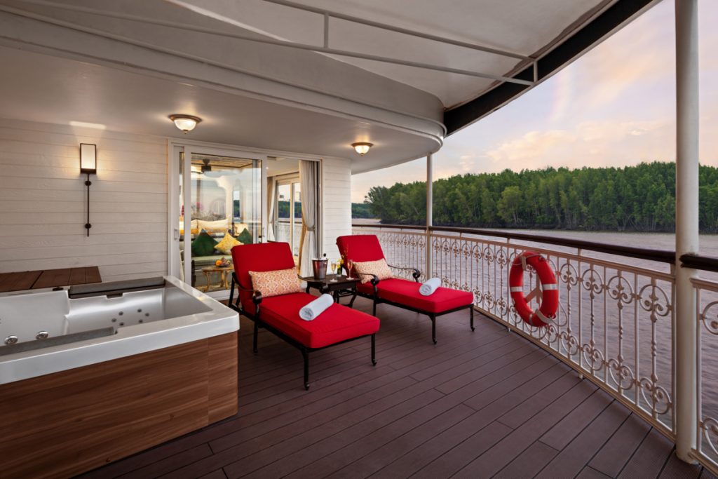 Uniworld river cruise Royal-Suite-310_4