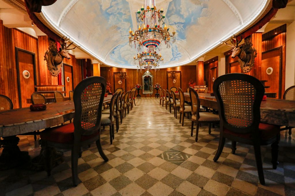 ballroom societeit de harmonie di house of tugu jakarta